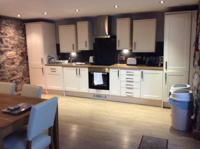 Fletcher Coach House Pendine Bagian luar foto